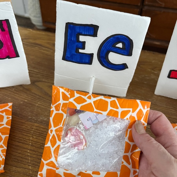 Excellent Primary Teaching Supplies - Picture 11 of 17